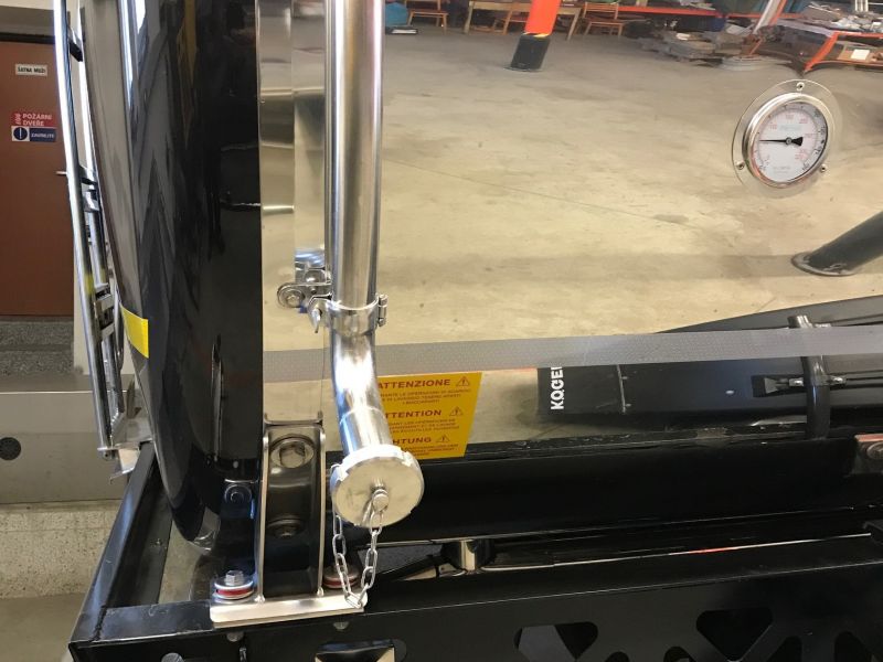 Cisterna na potraviny s přípravou pro ohřev