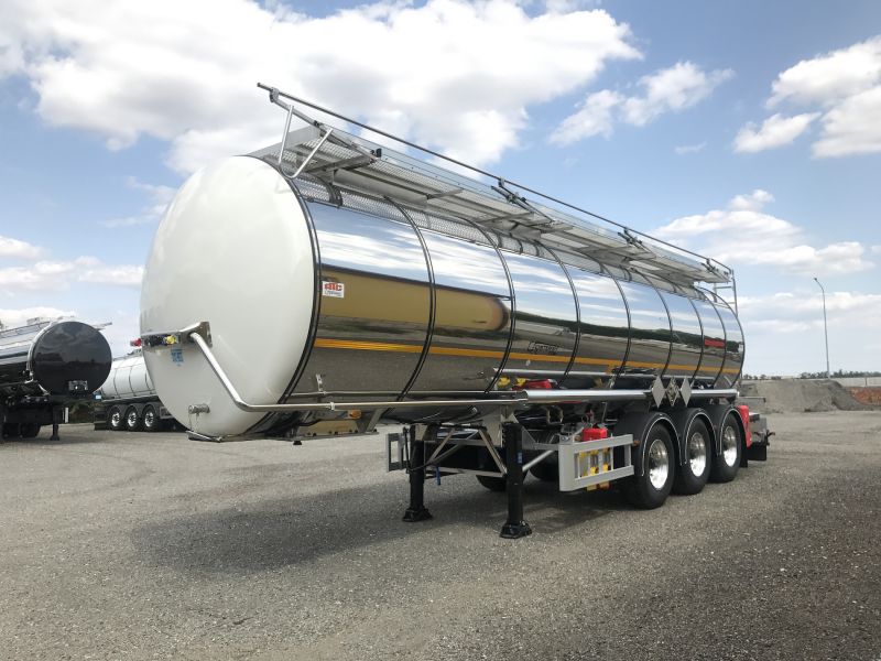 Chemická cisterna ADR L4BH