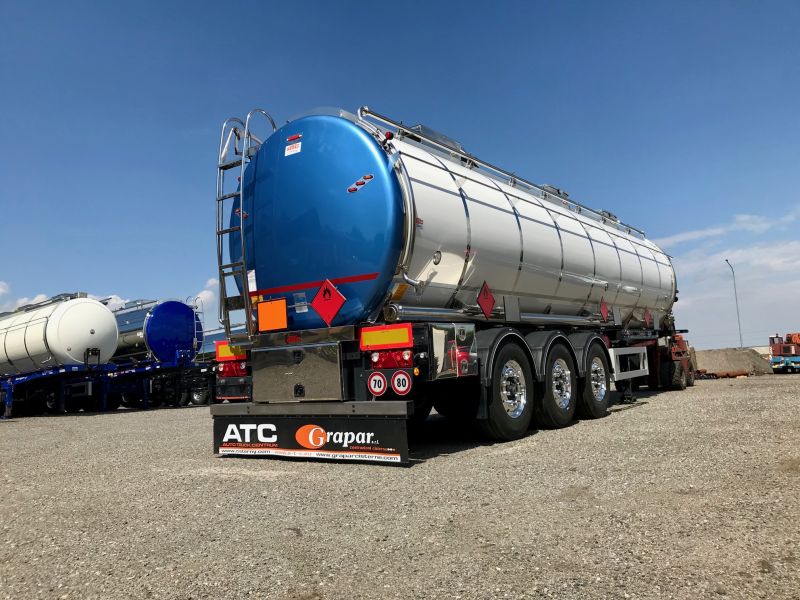 Tlaková cisterna na potraviny s výbavou ADR A3 LGBF