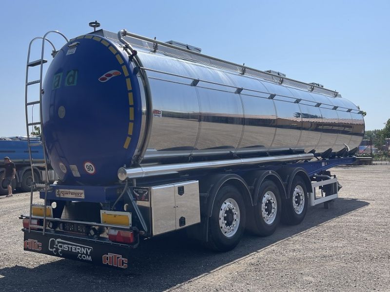 Cisterna na potraviny 08-2011 po opravě