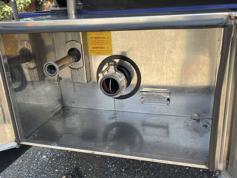 Cisterna na potraviny 08-2011 po opravě