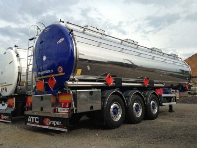 Tlaková cisterna na potraviny s výbavou ADR A3 LGBF